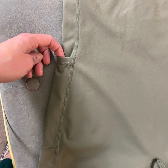 Halara Everyday Softlyzero Crossback Dress with pockets, shorts and sports bra - Picture 4 of 6